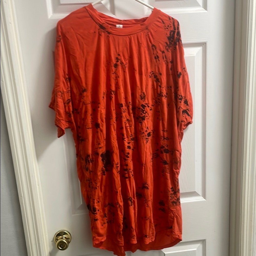 Lulu Lemon, men’s Orange Tie-Dye T-Shirt